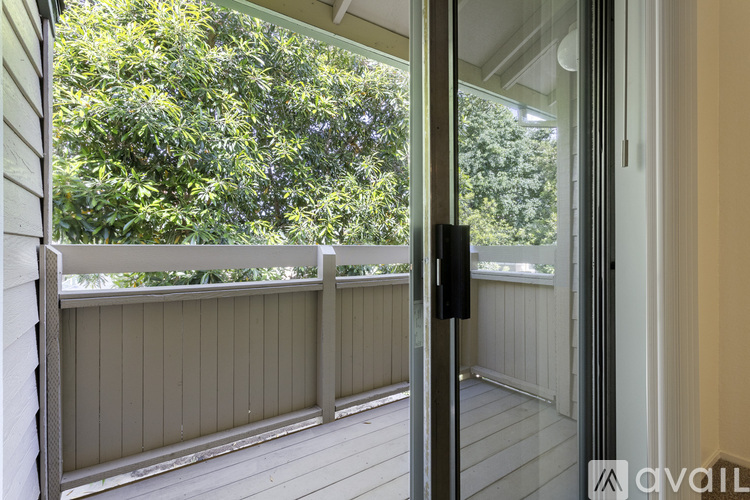 2300 Oakdale Road 2 Beds Apartment for Rent - Photo gallery 4