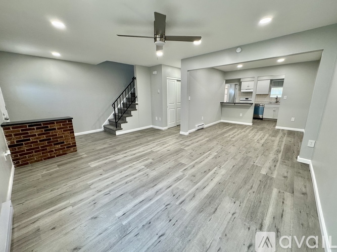 2731 Diane Blvd 3 Beds Townhouse for Rent - Photo gallery 3