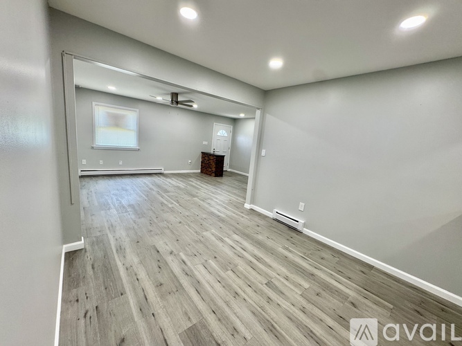2731 Diane Blvd 3 Beds Townhouse for Rent - Photo gallery 4