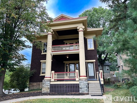 2552 Erie Ave 2 Beds Apartment for Rent