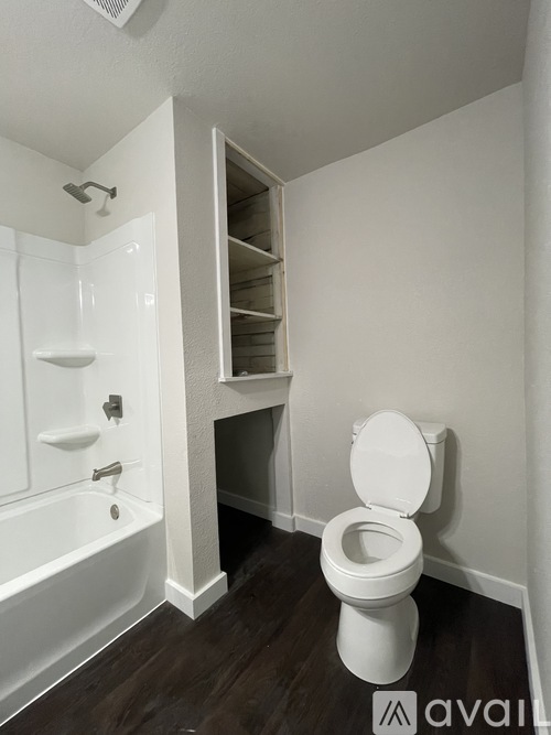 307 E Good St 2 Beds Apartment for Rent - Photo gallery 4