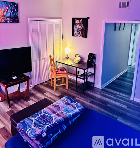 98 Van Buren Street 3 Beds Apartment for Rent - Photo gallery 3