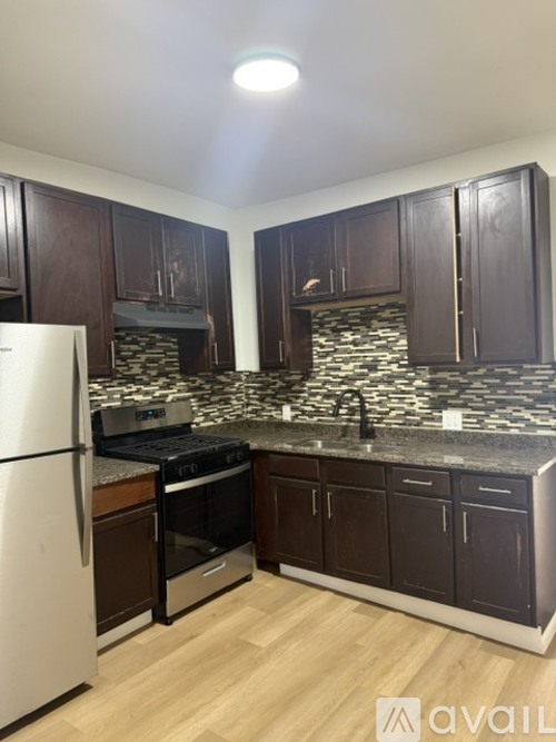 6601 S St Lawrence Ave 4 Beds Apartment for Rent - Photo gallery 3