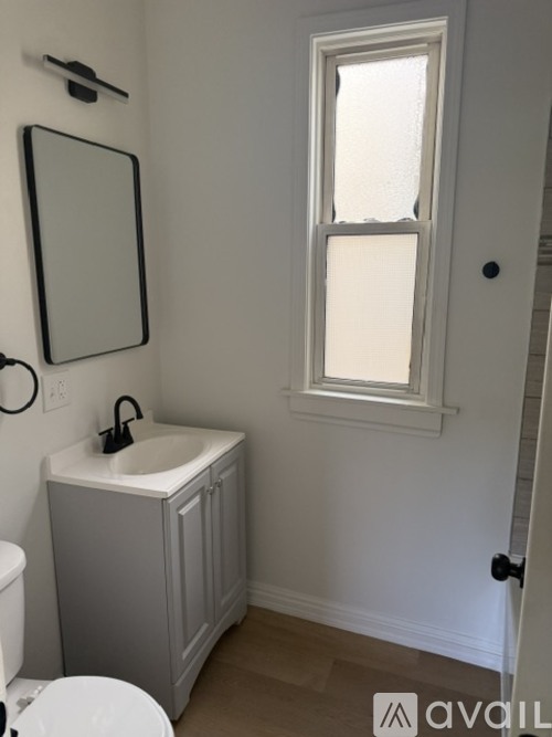 6601 S St Lawrence Ave 4 Beds Apartment for Rent - Photo gallery 5