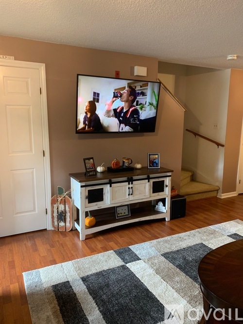 68 Pleasant St 2 Beds Condo for Rent - Photo gallery 4