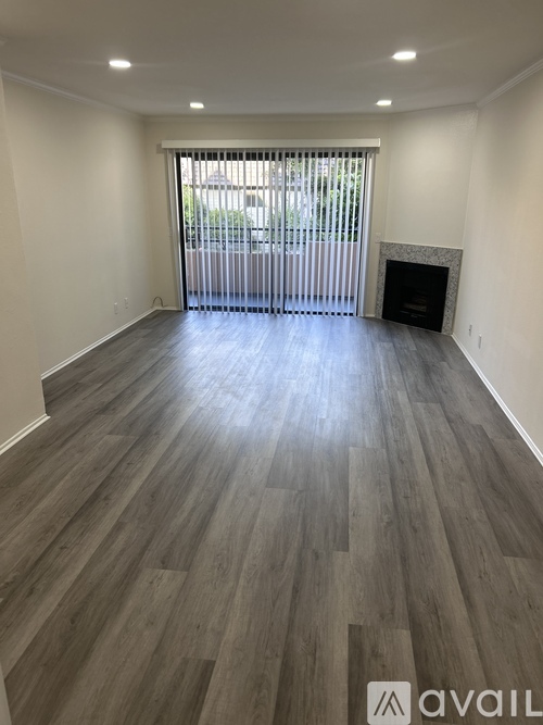 4717 Ben Avenue 2 Beds Apartment for Rent - Photo gallery 2