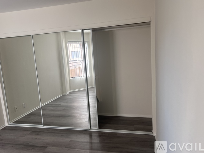 4717 Ben Avenue 2 Beds Apartment for Rent - Photo gallery 3