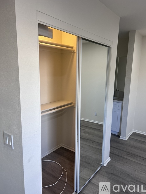 4717 Ben Avenue 2 Beds Apartment for Rent - Photo gallery 5