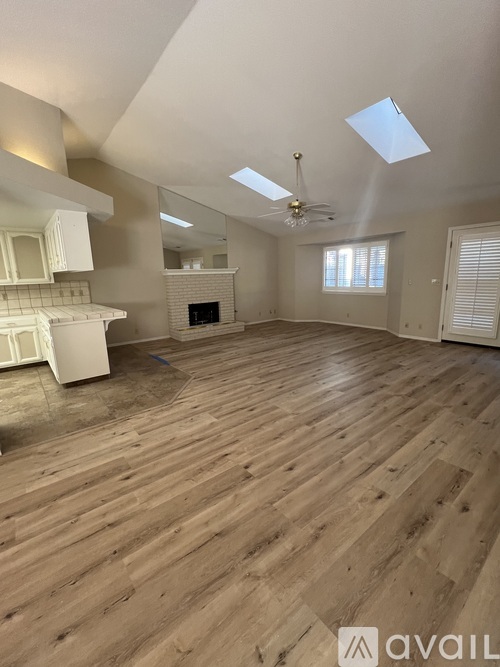 4940 West Grove Avenue 3 Beds Single Family Home for Rent - Photo gallery 4