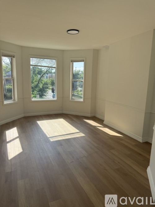 6601 S St Lawrence Ave 3 Beds Apartment for Rent - Photo gallery 1