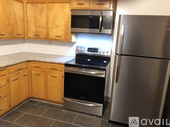 815 6th Ave 2 Beds Apartment for Rent - Photo gallery 3