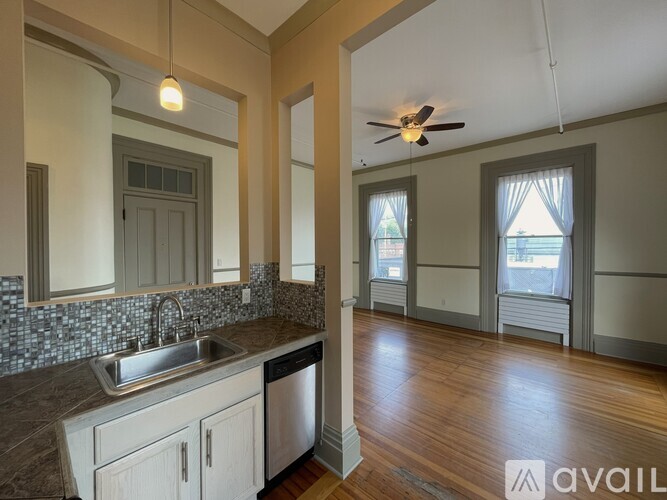 401 W Main St 1 Apartment for Rent - Photo gallery 5