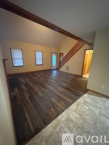 2490 Three Bridge Rd 3 Beds Single Family Home for Rent - Photo gallery 4