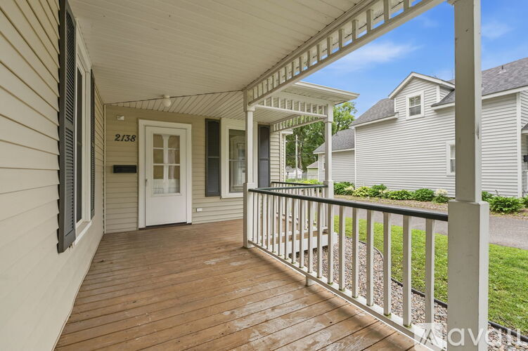 2138 1st Street 2 Beds Single Family Home for Rent - Photo gallery 5