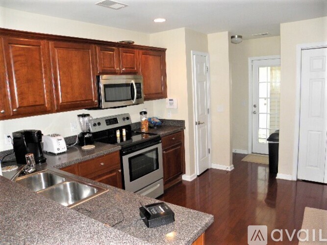 798 Haystack Way 3 Beds Single Family Home for Rent - Photo gallery 3
