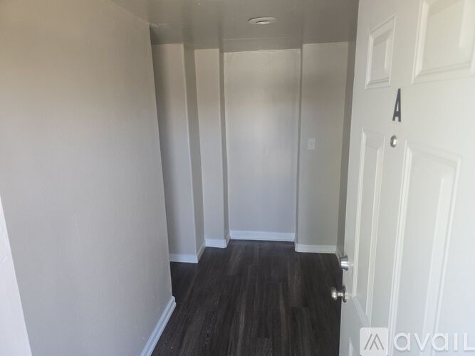 3030 North Downing Street 1 Apartment for Rent - Photo gallery 3