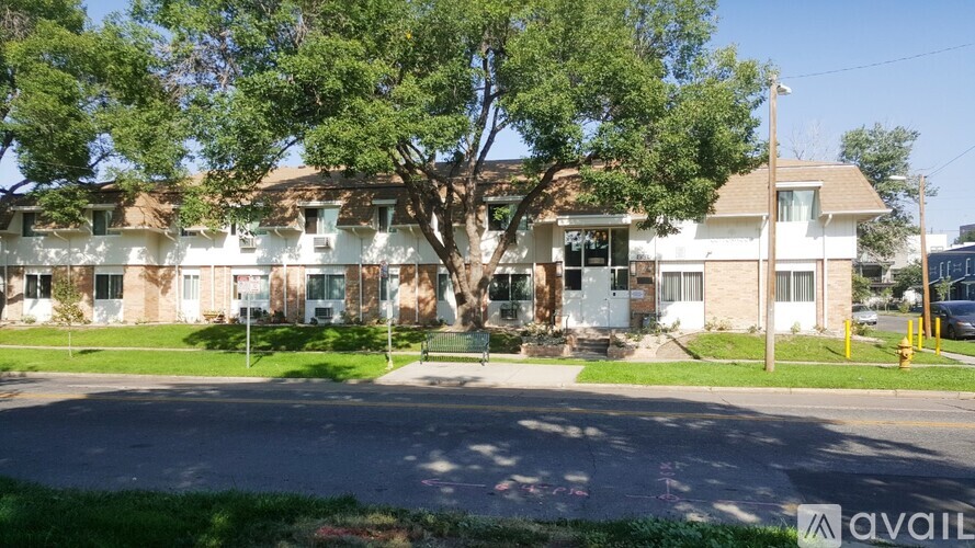 2202 N Downing St Studio Apartment for Rent - Photo gallery 1