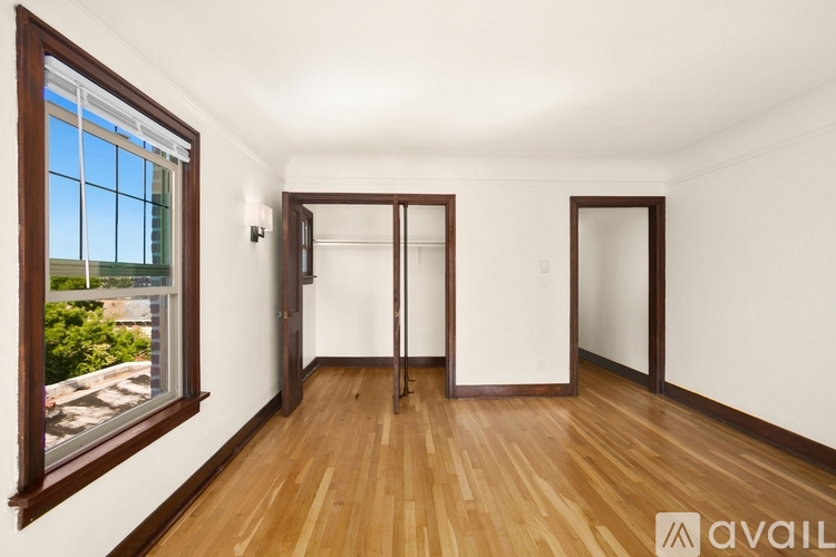 6522 Phinney Avenue North 1 Apartment for Rent - Photo gallery 3