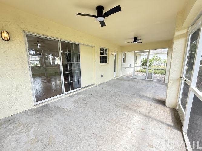 2712 Southwest 2nd Avenue 3 Beds Single Family Home for Rent - Photo gallery 2