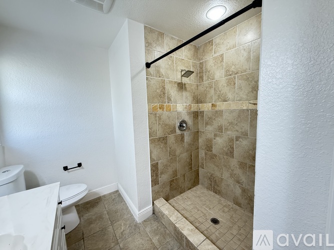 2712 Southwest 2nd Avenue 3 Beds Single Family Home for Rent - Photo gallery 5
