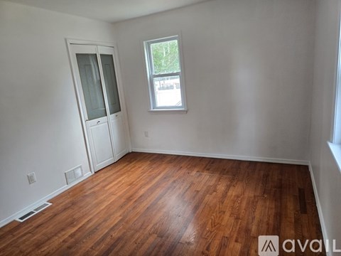 135 Hardenburg Lane 4 Beds Apartment for Rent