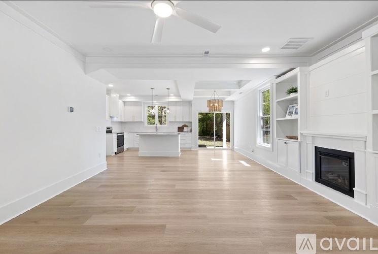 117 Victoria Drive 3 Beds Single Family Home for Rent - Photo gallery 5