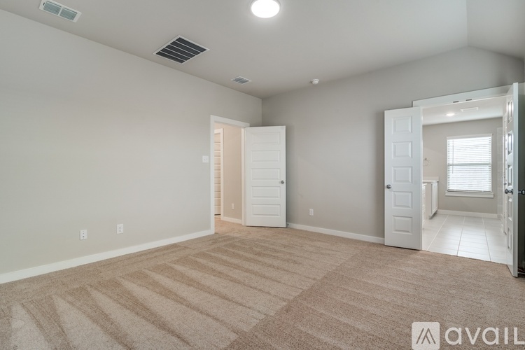 2717 Green River Road 3 Beds Single Family Home for Rent - Photo gallery 5