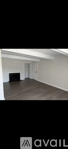 11 Warren Lodge Ct 2 Beds Apartment for Rent