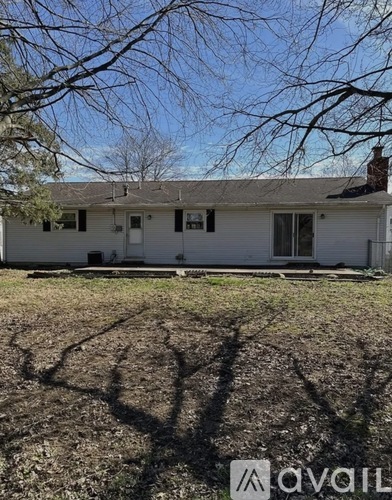 142 Essex Road 3 Beds Single Family Home for Rent - Photo gallery 3