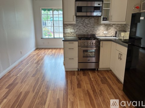 3580 Colonial Avenue 1 Apartment for Rent