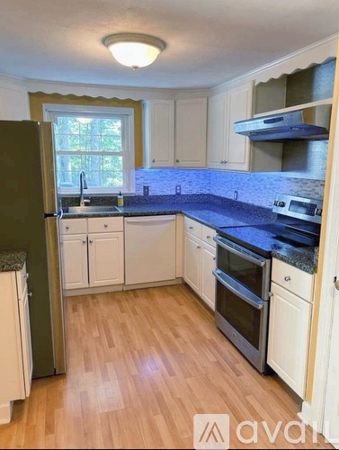 184 West Mountain Road 3 Beds Single Family Home for Rent - Photo gallery 3