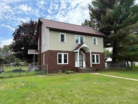 E5494 708Th Ave 5 Beds Apartment for Rent