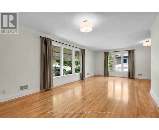 2243 HILLARY AVENUE 3 Beds House for Rent - Photo gallery 5