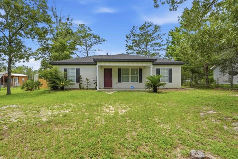 254 E Iris Lane 3 Beds Apartment for Rent