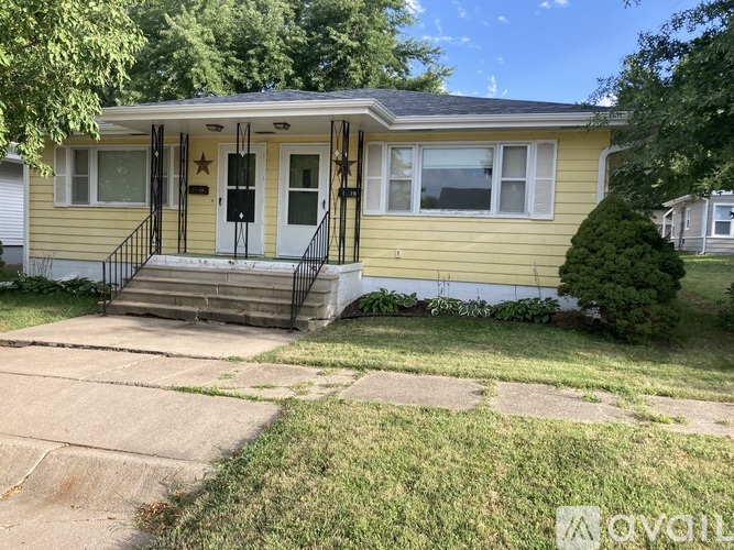 1119 13th St 2 Beds Apartment for Rent - Photo gallery 1