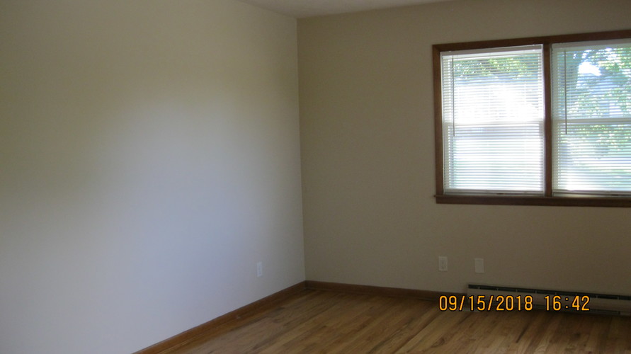 1119 13th St 2 Beds Apartment for Rent - Photo gallery 4