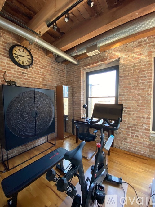 106 North Aberdeen Street 1 Condo for Rent - Photo gallery 1