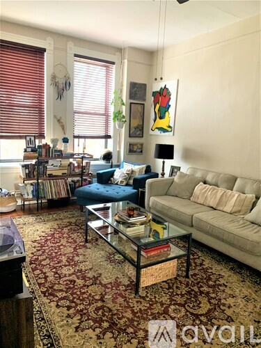 2031 W. Moffat St. 1 Apartment for Rent - Photo gallery 2