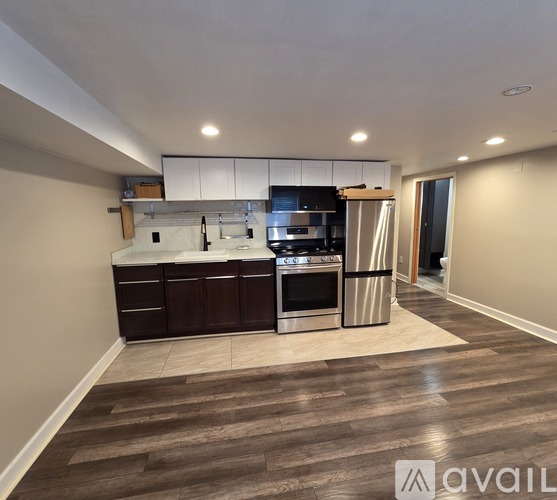 1528 W Augusta Blvd 1 Apartment for Rent - Photo gallery 1