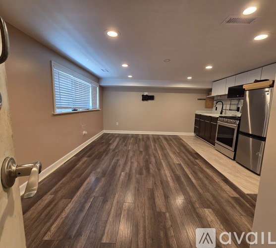 1528 W Augusta Blvd 1 Apartment for Rent - Photo gallery 5