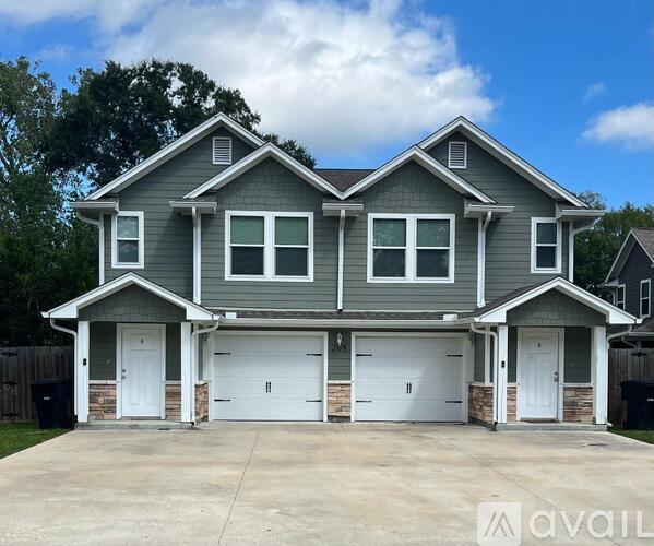 208 5th Street 3 Beds Townhouse for Rent - Photo gallery 1