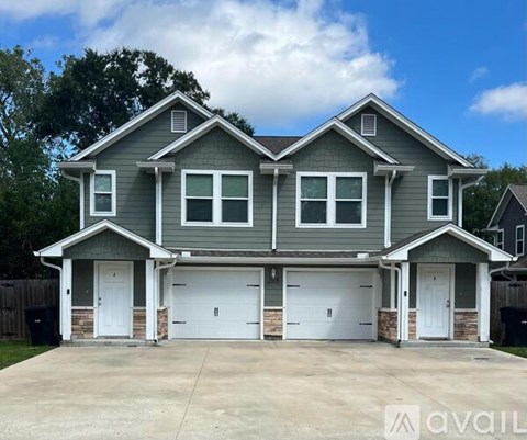 208 5Th Street 3 Beds Apartment for Rent