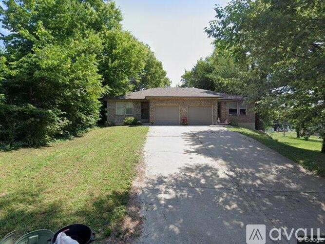 609 S 2nd St 2 Beds Apartment for Rent - Photo gallery 4
