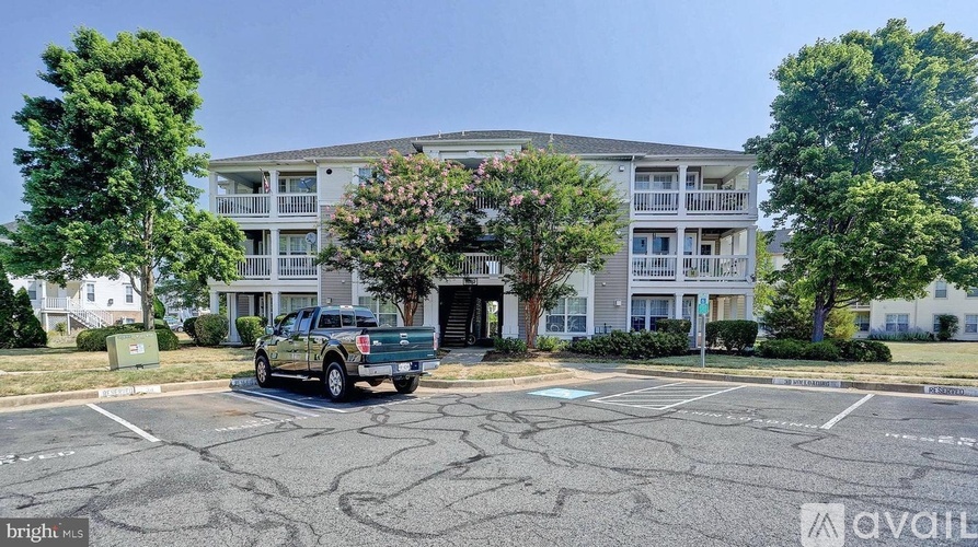 8087 Lacy Drive 3 Beds Condo for Rent - Photo gallery 1