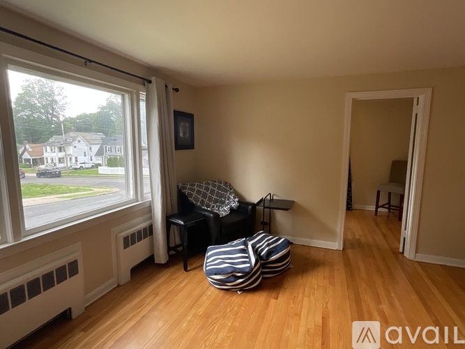 160 Whitman Ave 2 Beds Apartment for Rent - Photo gallery 5