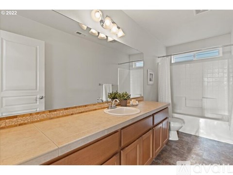 8020 Northeast 20Th Street 3 Beds Apartment for Rent