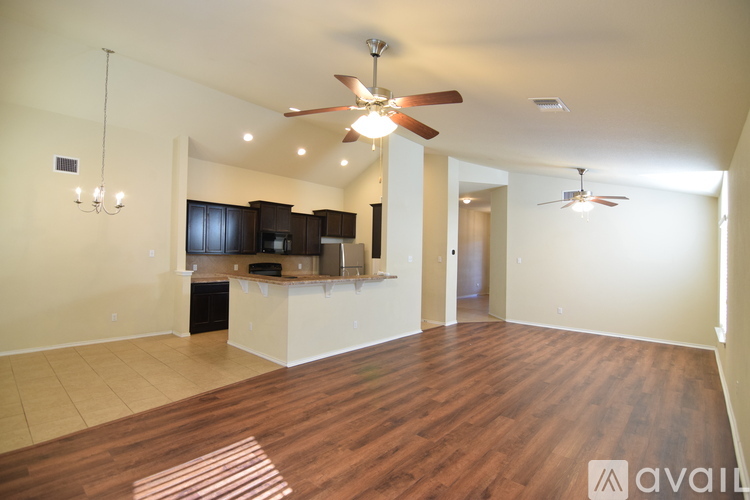 1230 Fawn Lily Dr 4 Beds Single Family Home for Rent - Photo gallery 5