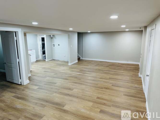 19 E 1300 S 5 Beds Single Family Home for Rent - Photo gallery 3