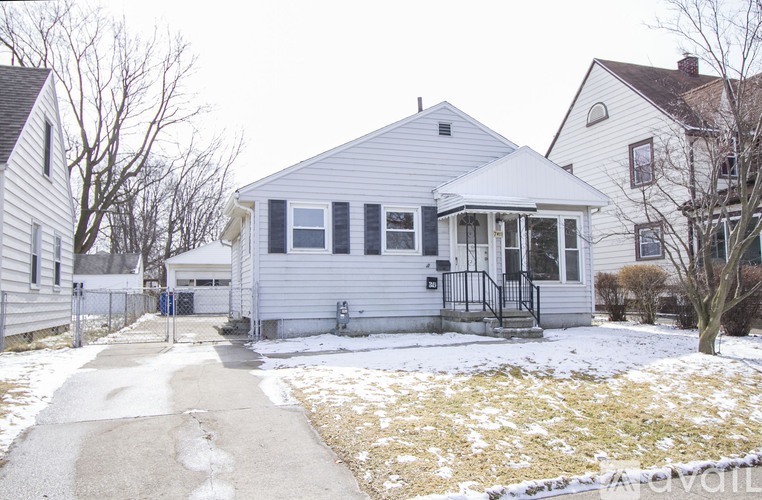 7 W Capistrano Ave 3 Beds Single Family Home for Rent - Photo gallery 1
