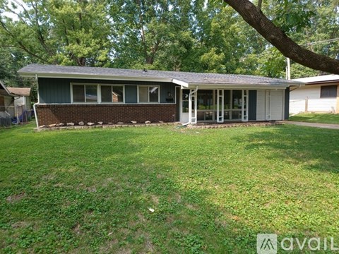 895 Derhake Rd 3 Beds Apartment for Rent